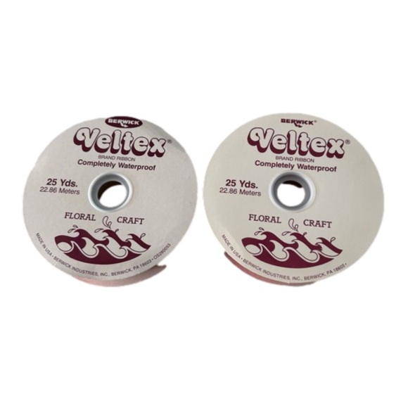 2 Ribbon W.F.R. Velvet Veltex Waterproof Floral Craft Red 25yrds Christmas - Picture 3 of 5